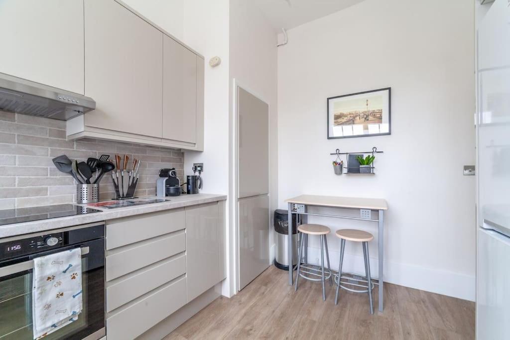 Appartement Spacious & Central 3-Bed Flat By Popular Waterloo! à Londres Extérieur photo