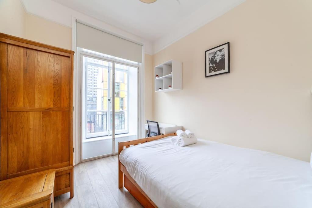 Spacious & Central 3-Bed Flat By Popular Waterloo! Londres Extérieur photo